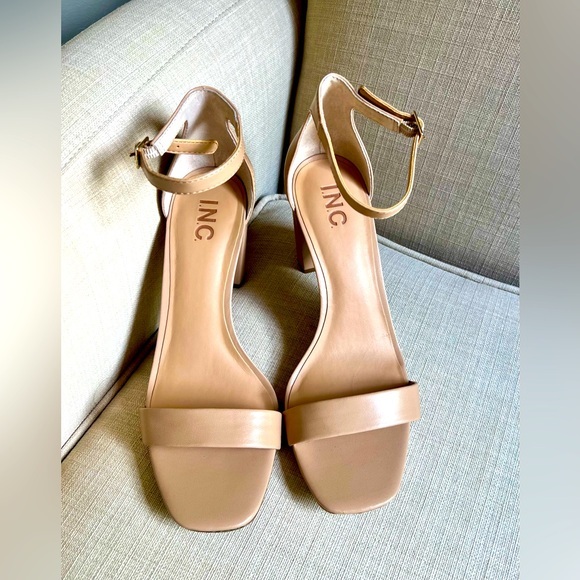 INC Tan Open Toe Sandal/Heel w Elastic and Adjustable Ankle Strap. Size 9.5 - Picture 1 of 4